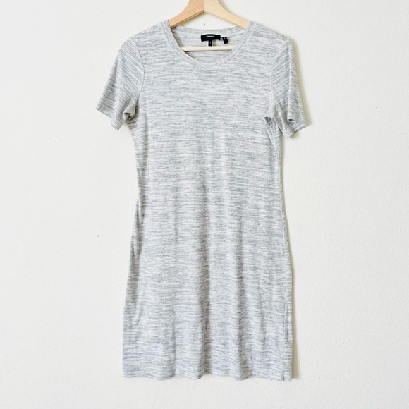 Theory LARGE Cherry B3 Sterling rib knit dress - Picture 2 of 5